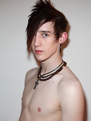 Jordan Sins Likes To Watch Friends Fuck